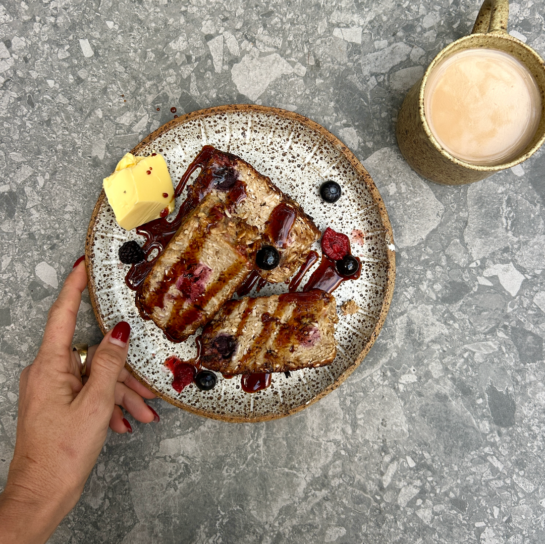 Spiced Berry Oat Slice (serves 3) | The Good Farm Shop